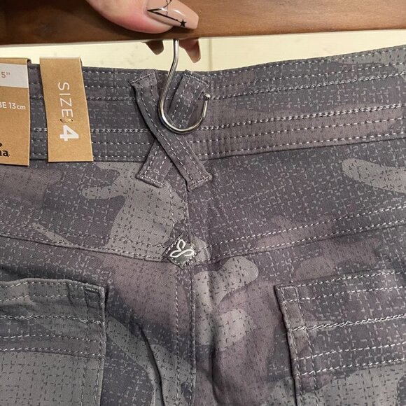 PrAna Womens NWT Gravel Camo Gray Mid Lightweight Stretch Olivia Shorts Sz 4 - Picture 8 of 10